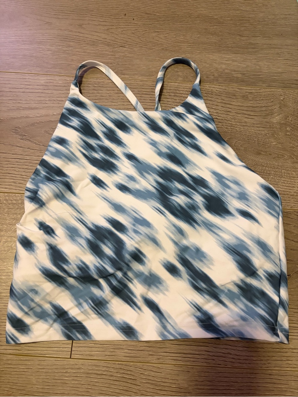 Women’s blue and white cropped tank